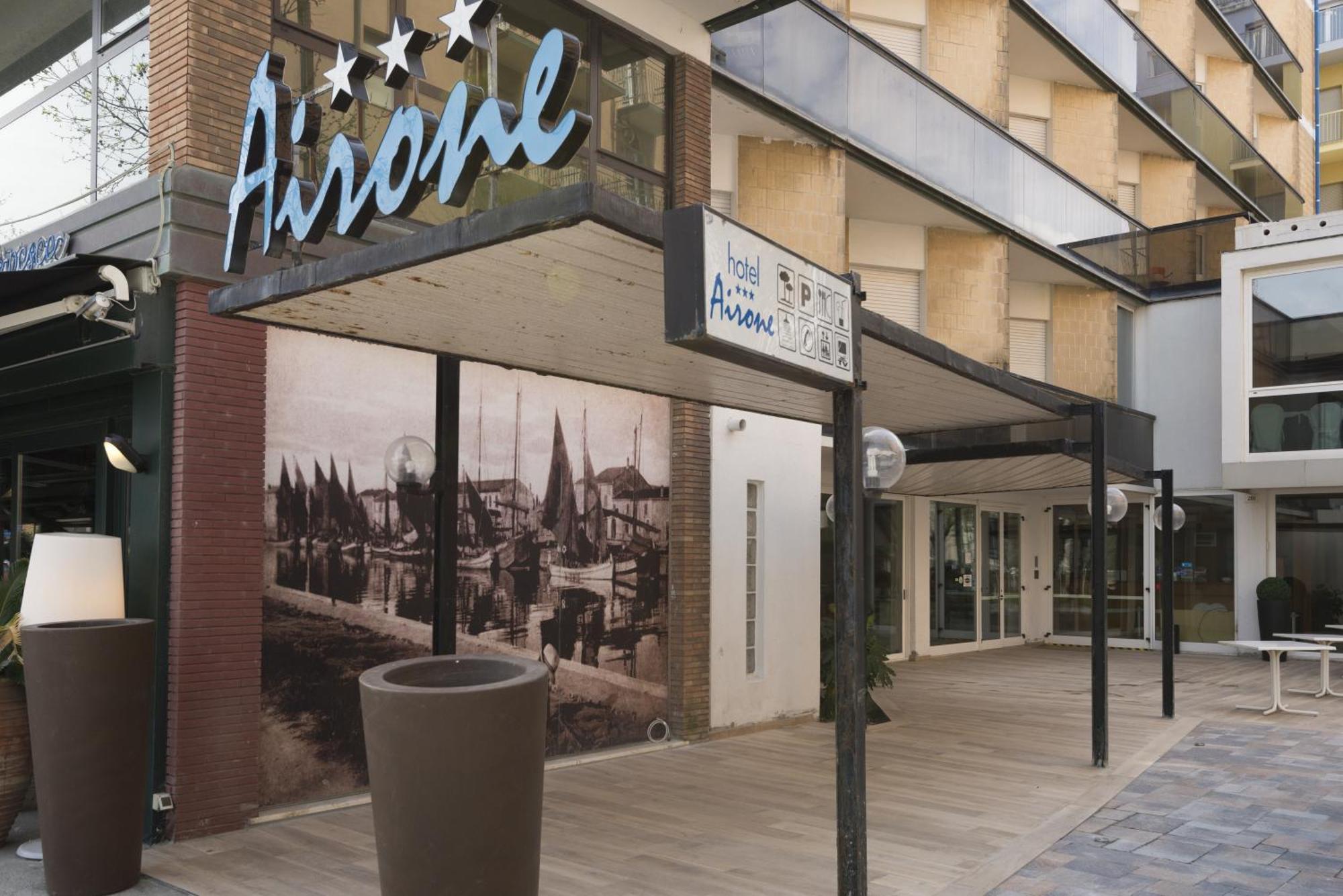 Hotel Airone Rimini Luaran gambar